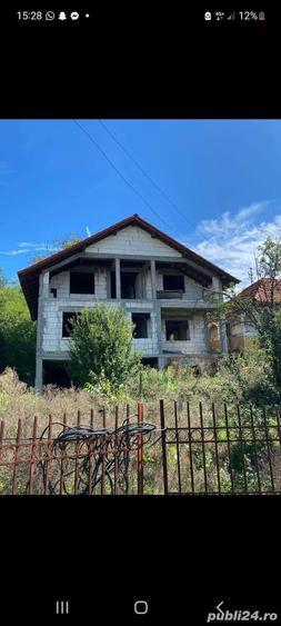 Casă cu 3 camere în Văgiulești