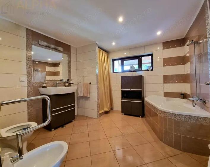 Casă cu Teren 1150 Mp în Nord