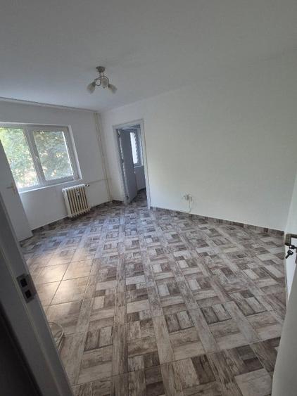Vand Apartament zona Orizont - 9