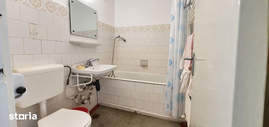 Apartament cu 3 camere decomandat în Țiglina 2
