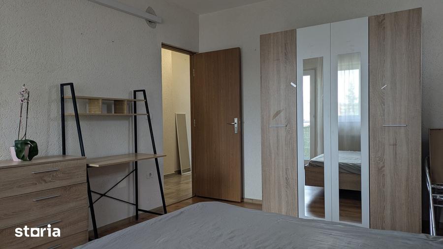 Apartament cu 2 camere decomandat în Podgoria