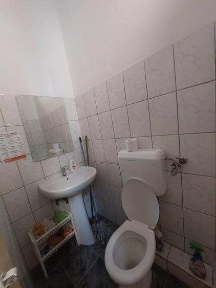 Spațiu comercial, în Ultracentral