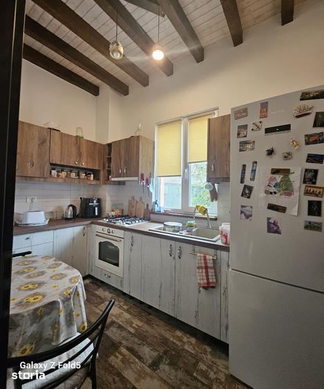 Casă cu 2 camere cu Teren 1035 Mp în Podgoria