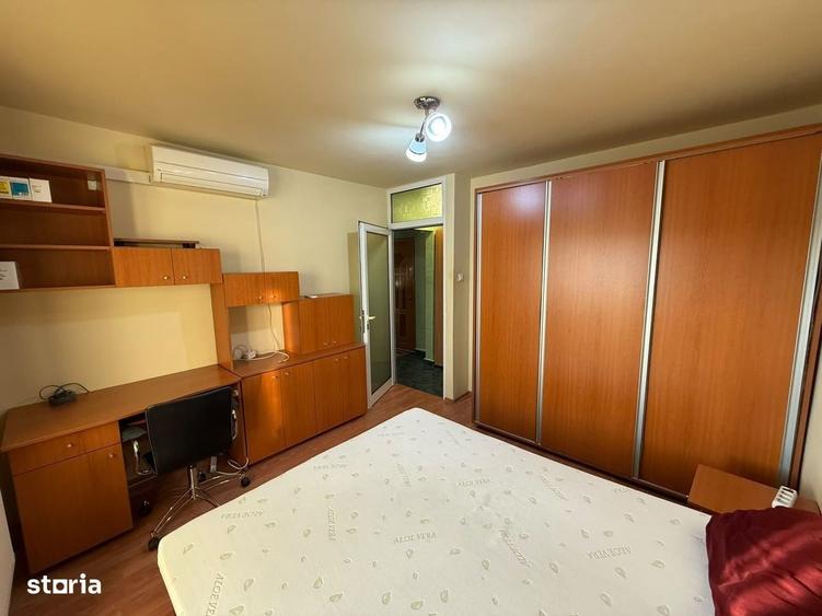 Apartament cu 2 camere decomandat în Triaj