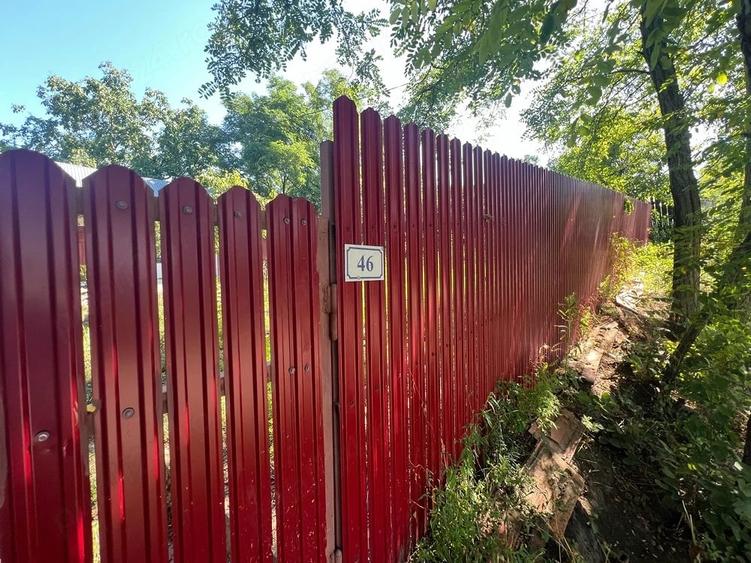 Casă cu 2 camere cu Teren 2000 Mp în Râșnița