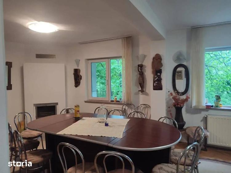 Casă cu 4 camere cu Teren 3155 Mp în Tălii