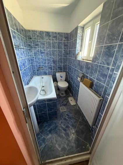 Casă individuală cu 3 camere cu Canalizare în Pielești