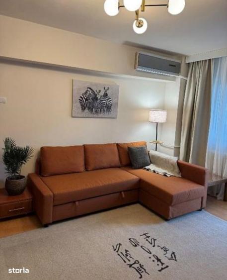 Apartament cu 3 camere în Tineretului