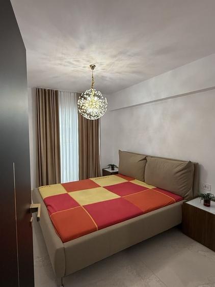 Apartament cu 3 camere decomandat în Floreasca