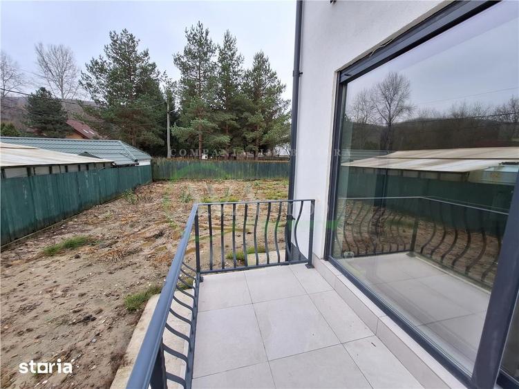 Casă cu 4 camere cu Teren 520 Mp în Mărgineni