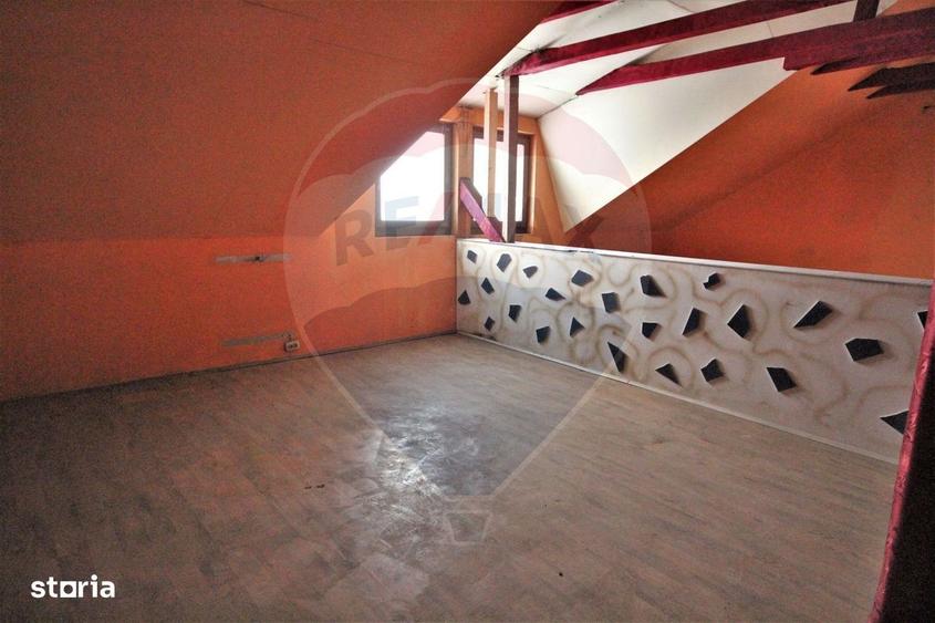 Spațiu comercial, de 400 mp, în Central