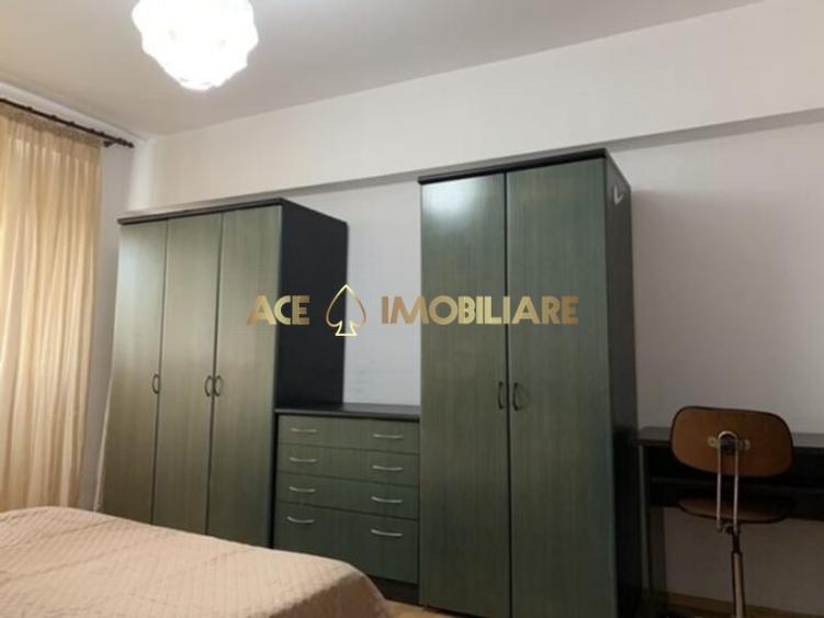 Apartament cu 3 camere decomandat, mobilat în Victoriei