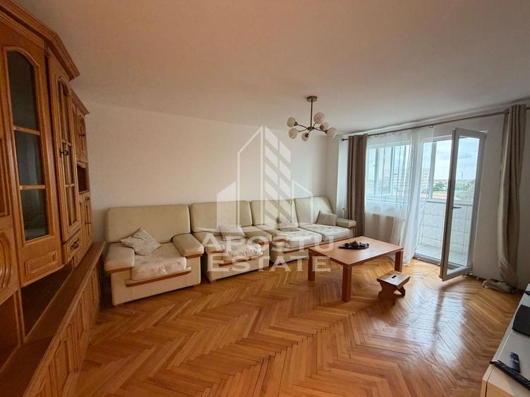 Apartament cu 3 camere decomandat în Dacia