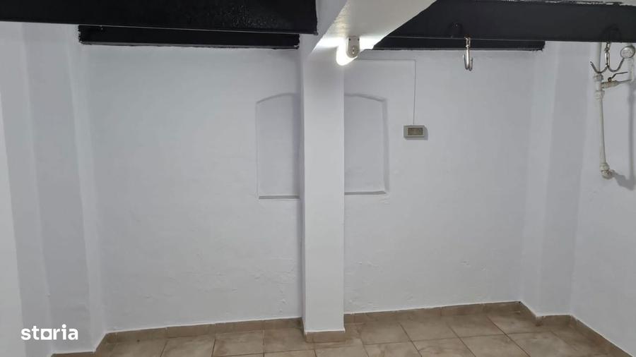 Spațiu comercial, de 42 mp, în Jilava