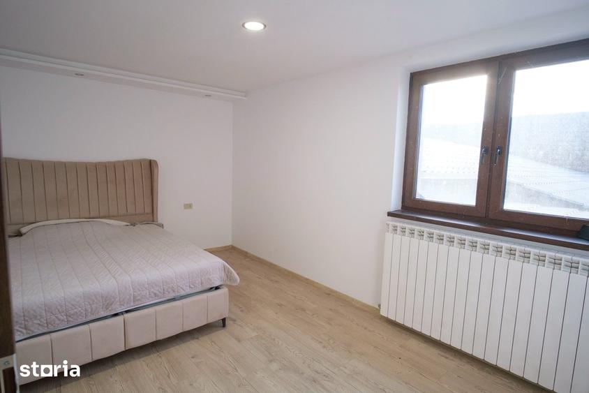 Casă cu 5 camere cu Teren 1352 Mp în Central