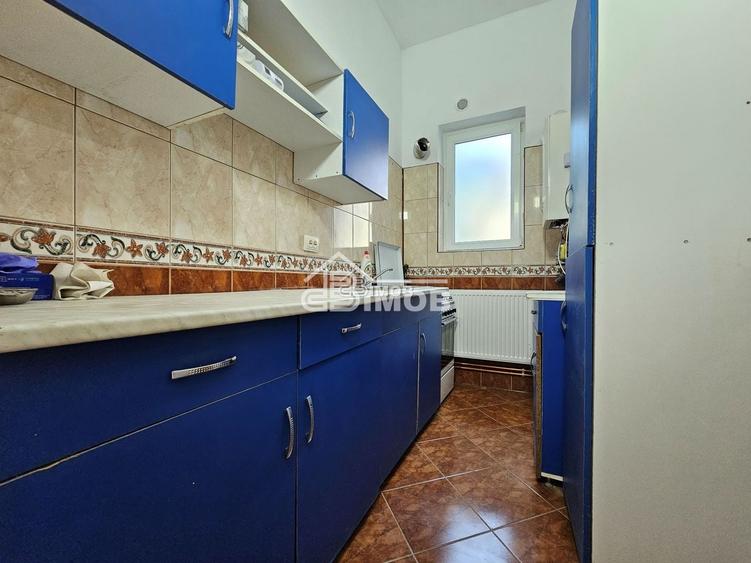 Spațiu comercial, de 33 mp, în Micro 4