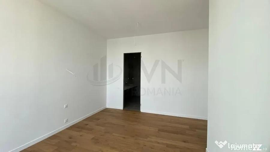 Apartament cu 4 camere semidecomandat în Cotroceni