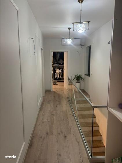 Casă cu 4 camere cu Teren 367 Mp în Malu Mare