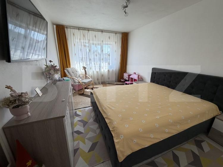 Garsonieră decomandată, mobilată în 9 Mai