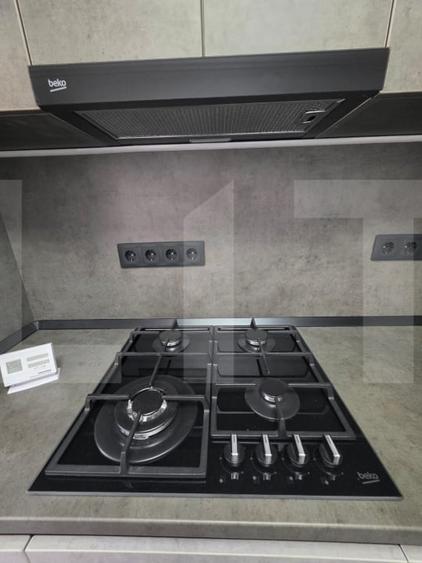 Apartament cu 2 camere decomandat, mobilat în Simeria