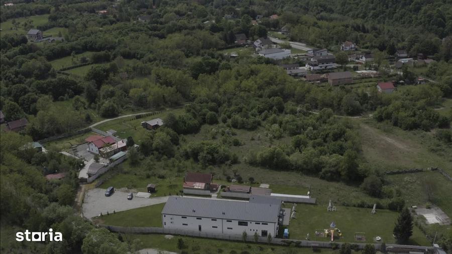 Casă cu Teren 4600 Mp în Central