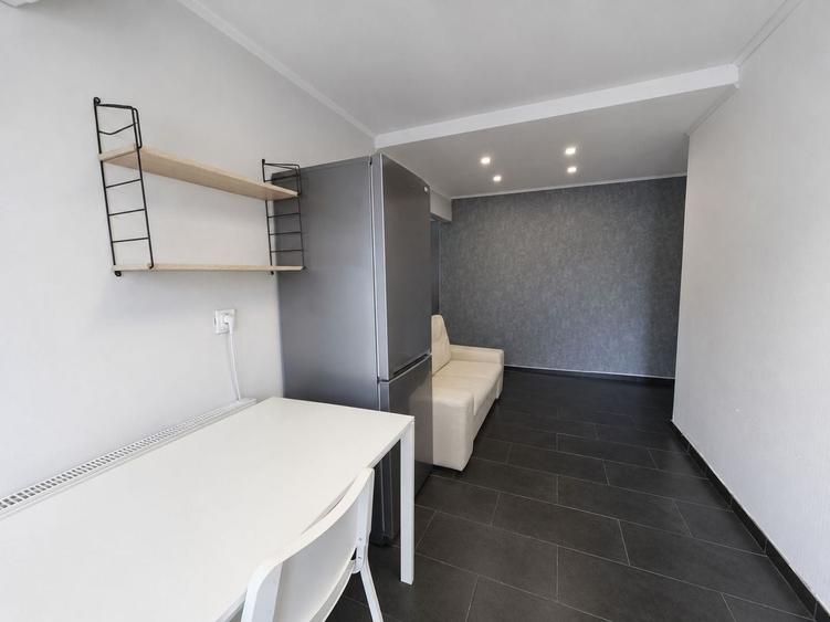 Apartament cu 2 camere decomandat în Plopilor
