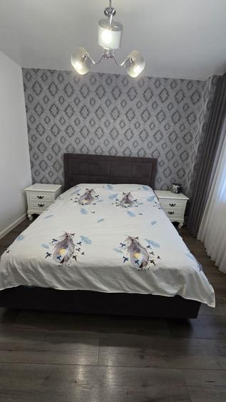 Apartament cu 3 camere decomandat în Găvana