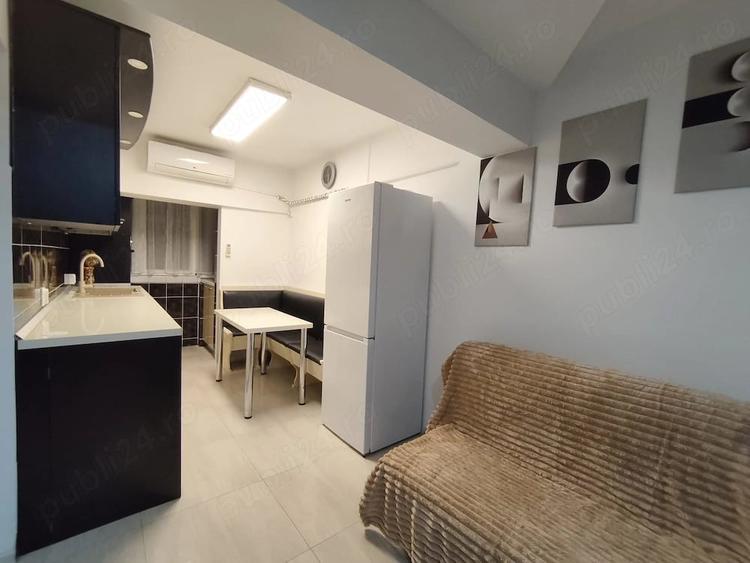Apartament cu 2 camere decomandat în Central