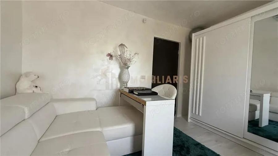 Apartament cu 2 camere decomandat în Independenței