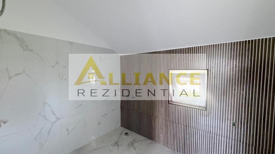 Casă individuală cu 6 camere cu Canalizare în Berceni