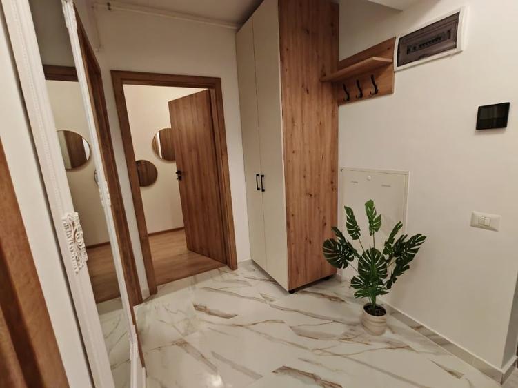 Apartament cu 2 camere decomandat, mobilat în Apărătorii Patriei