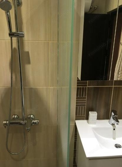 Garsonieră decomandată în Central