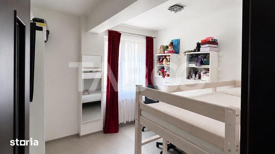 Apartament cu 3 camere decomandat în Țiglari