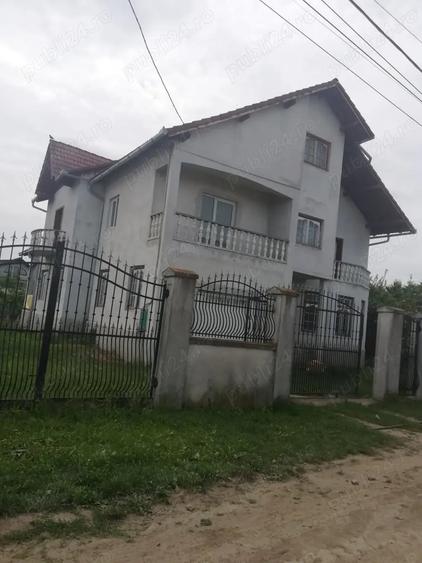 Casă cu 4 camere în Turda
