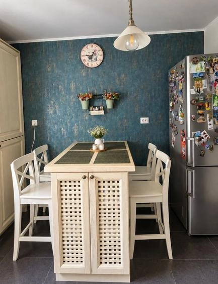 Apartament cu 3 camere decomandat în Târgu Cucu