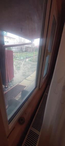 Casă individuală cu 7 camere cu Teren 660 Mp în Palazu Mare
