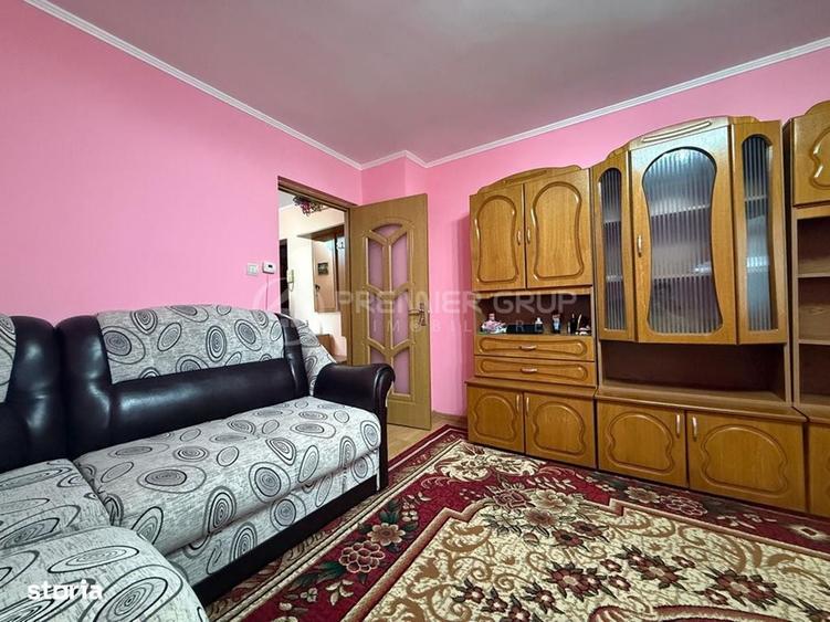 Apartament cu 2 camere decomandat în Gară