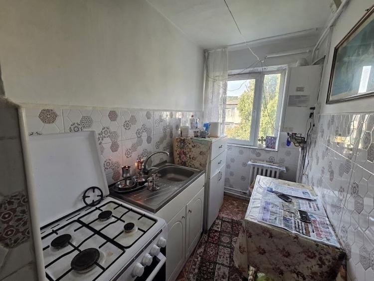 Apartament cu 2 camere nedecomandat în Mircea cel Bătrân