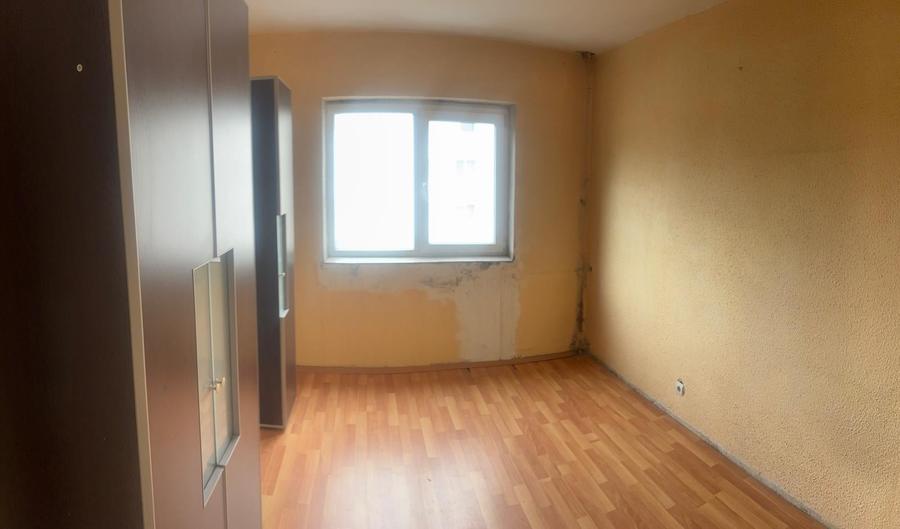 Apartament cu 4 camere semidecomandat în Feldioara