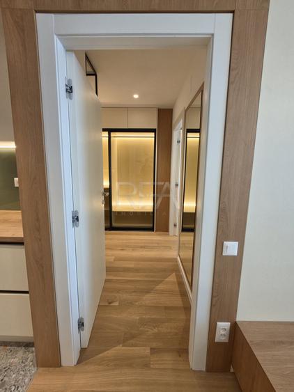 Apartament cu 2 camere semidecomandat, mobilat în Floreasca