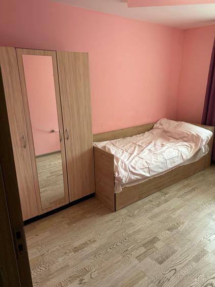 Apartament cu 2 camere decomandat în Aeroport