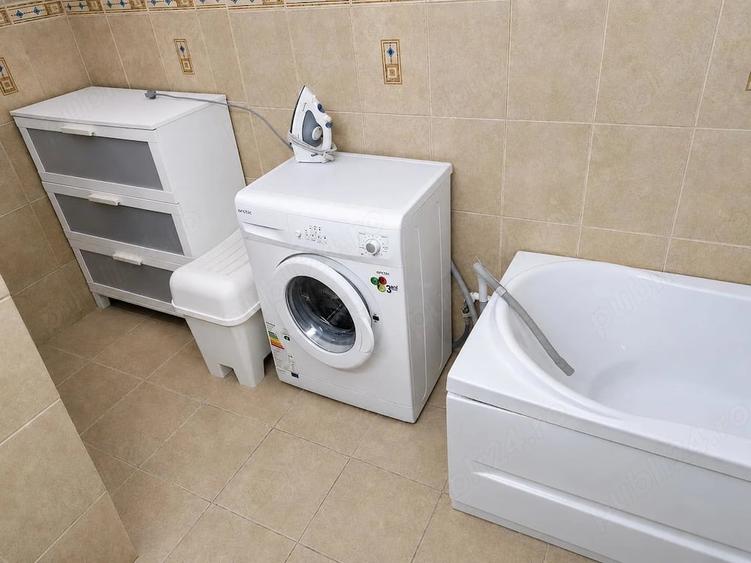 Apartament cu 2 camere semidecomandat în Victoriei