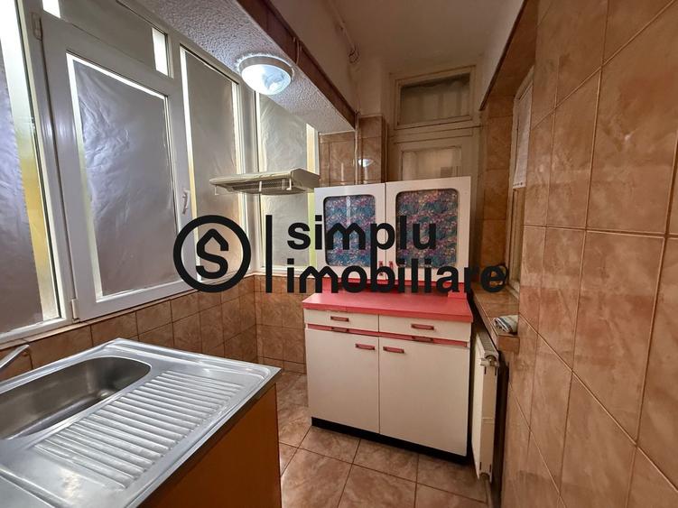 Apartament cu 2 camere decomandat în George Enescu