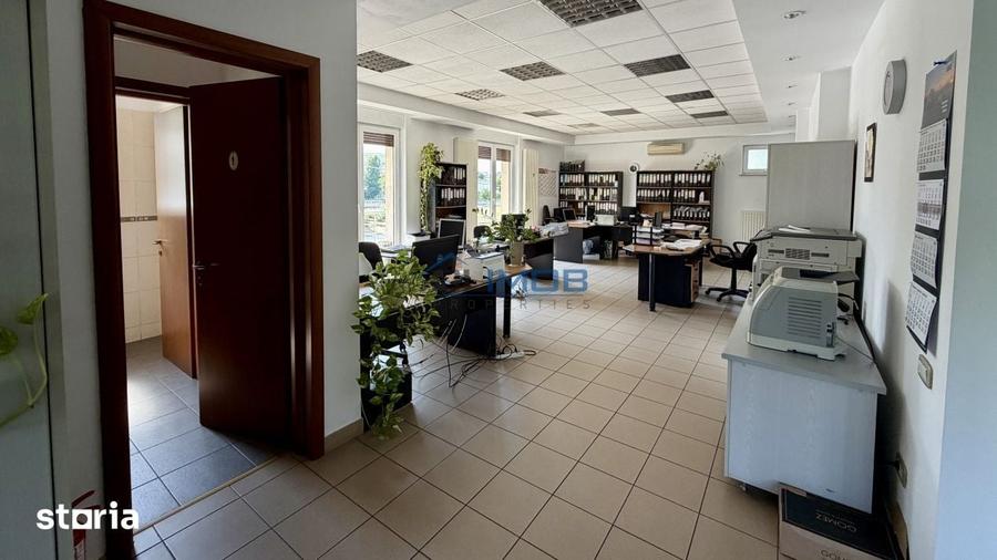 Apartament cu 4 camere în Tei