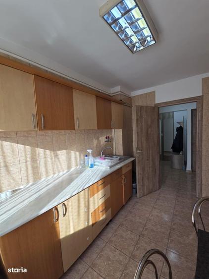 Apartament cu 2 camere decomandat în Micro 11