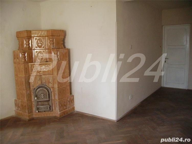 Casă cu 6 camere cu Teren 1880 Mp în Nistorești
