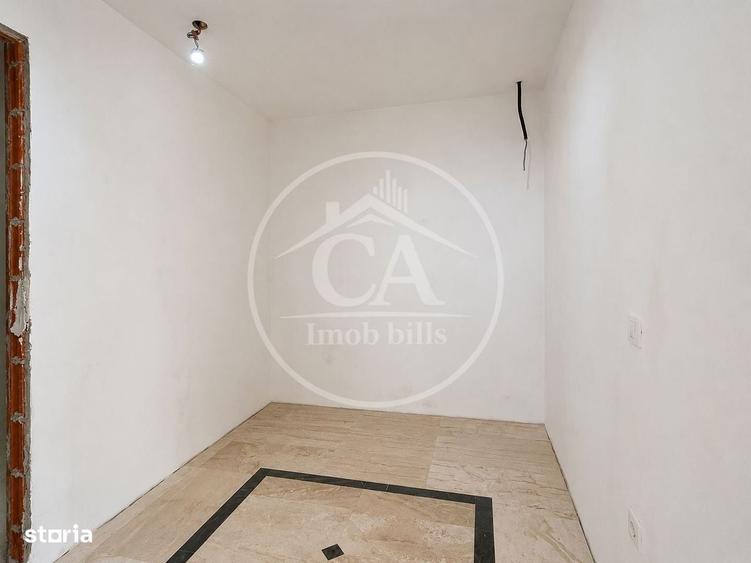Casă cu 4 camere decomandat în Central