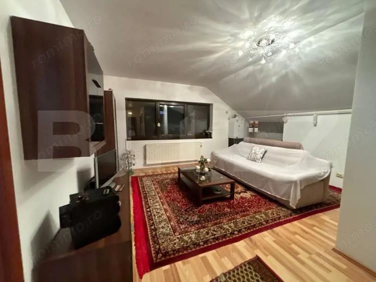Apartament cu 3 camere decomandat în Decebal