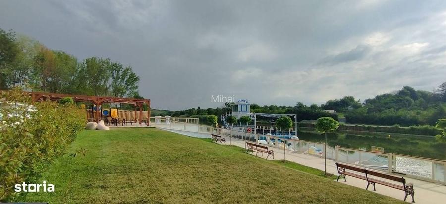 Teren intravilan 2.000 mp 35 km de Bucuresti | Asfalt si utilitati
