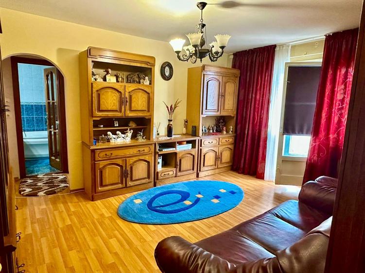 Apartament cu 2 camere semidecomandat în Alexandru cel Bun